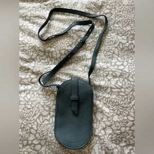 LUCKY BRAND JEUN LEATHER PHONE CROSSBODY BAG - NEW